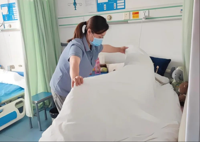 韩村河镇社区卫生服务中心创新推出“双护理员”服务模式，惠及康复患者